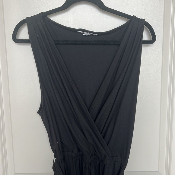 Steve Madden Valleri Belted Romper - Picture 3 of 7